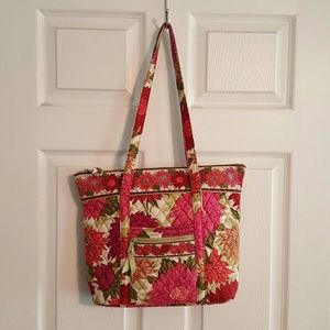 Vera Bradley tote